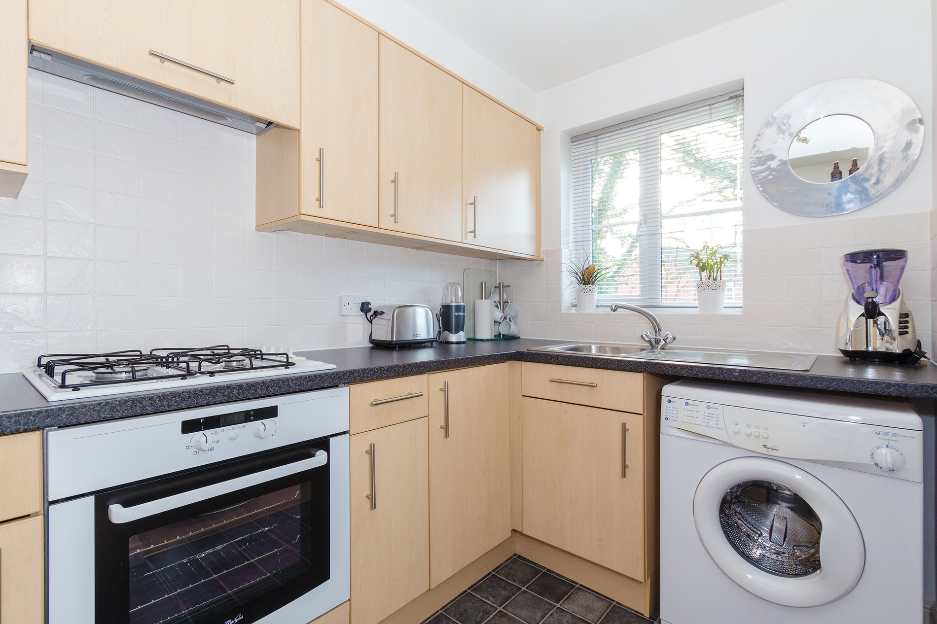 2 bed terraced house for sale in Bessemer Close, Langley  - Property Image 10