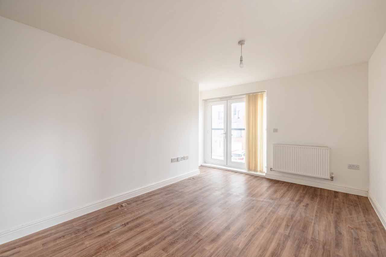 2 bed flat for sale in Chadwick Road, Langley  - Property Image 3