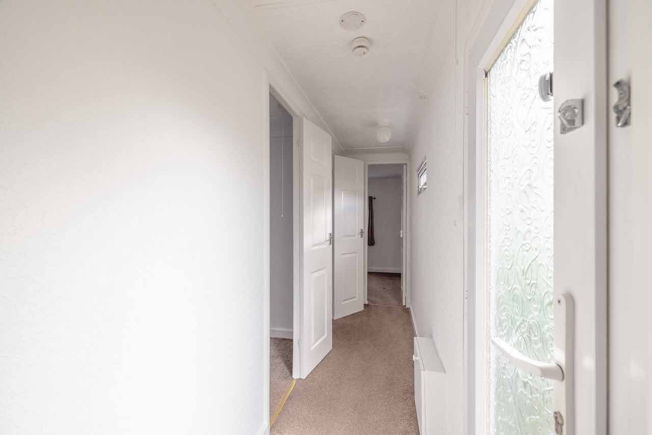 2 bed for sale in Thorney Mill Road, West Drayton  - Property Image 11
