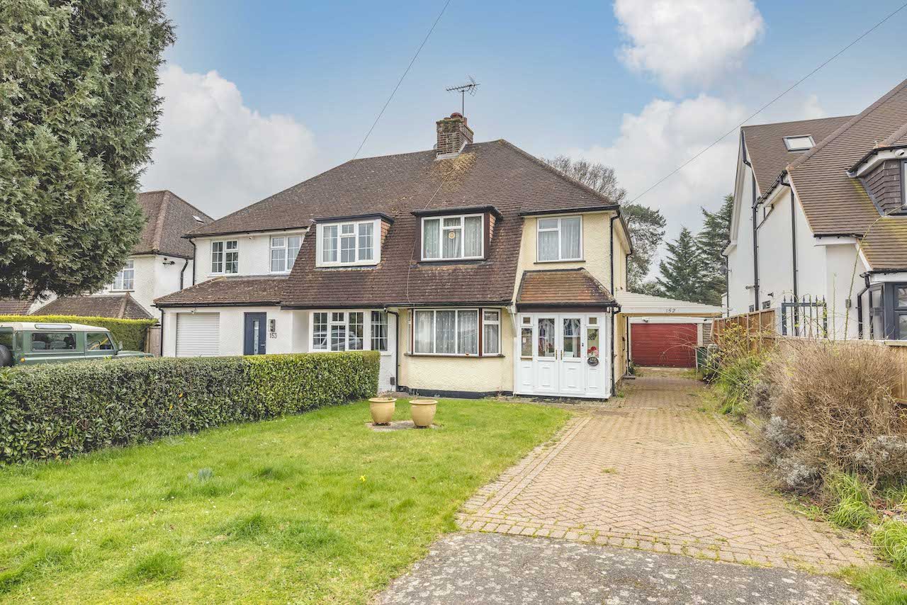 3 bed semi-detached house for sale in Ashford Road, Iver Heath  - Property Image 1