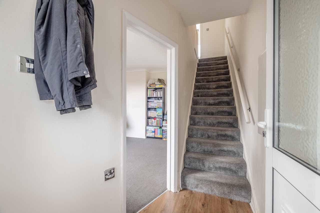 3 bed terraced house for sale in Ryvers Road, Langley  - Property Image 10
