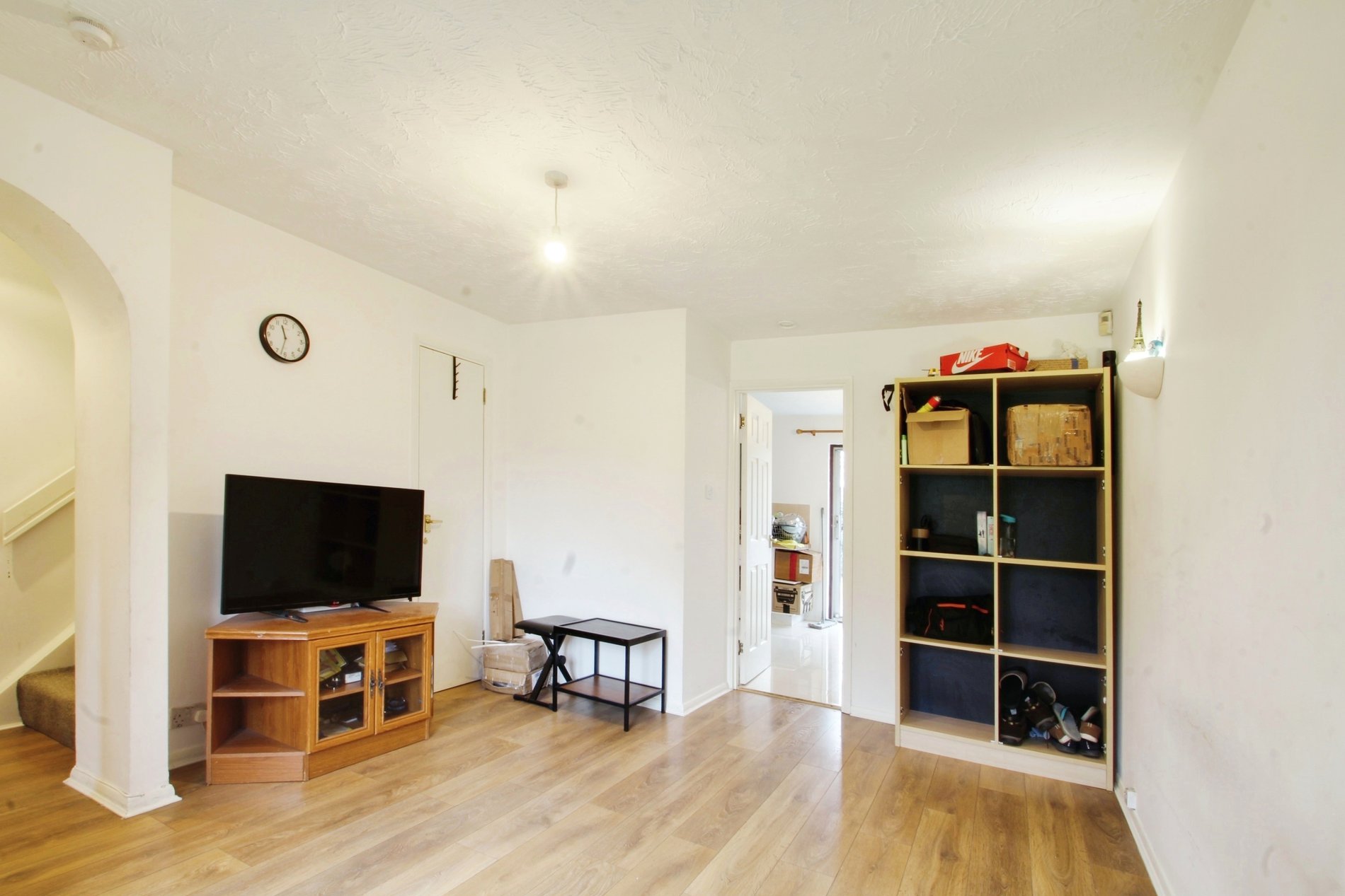 3 bed semi-detached house to rent in Holly Gardens, West Drayton  - Property Image 2