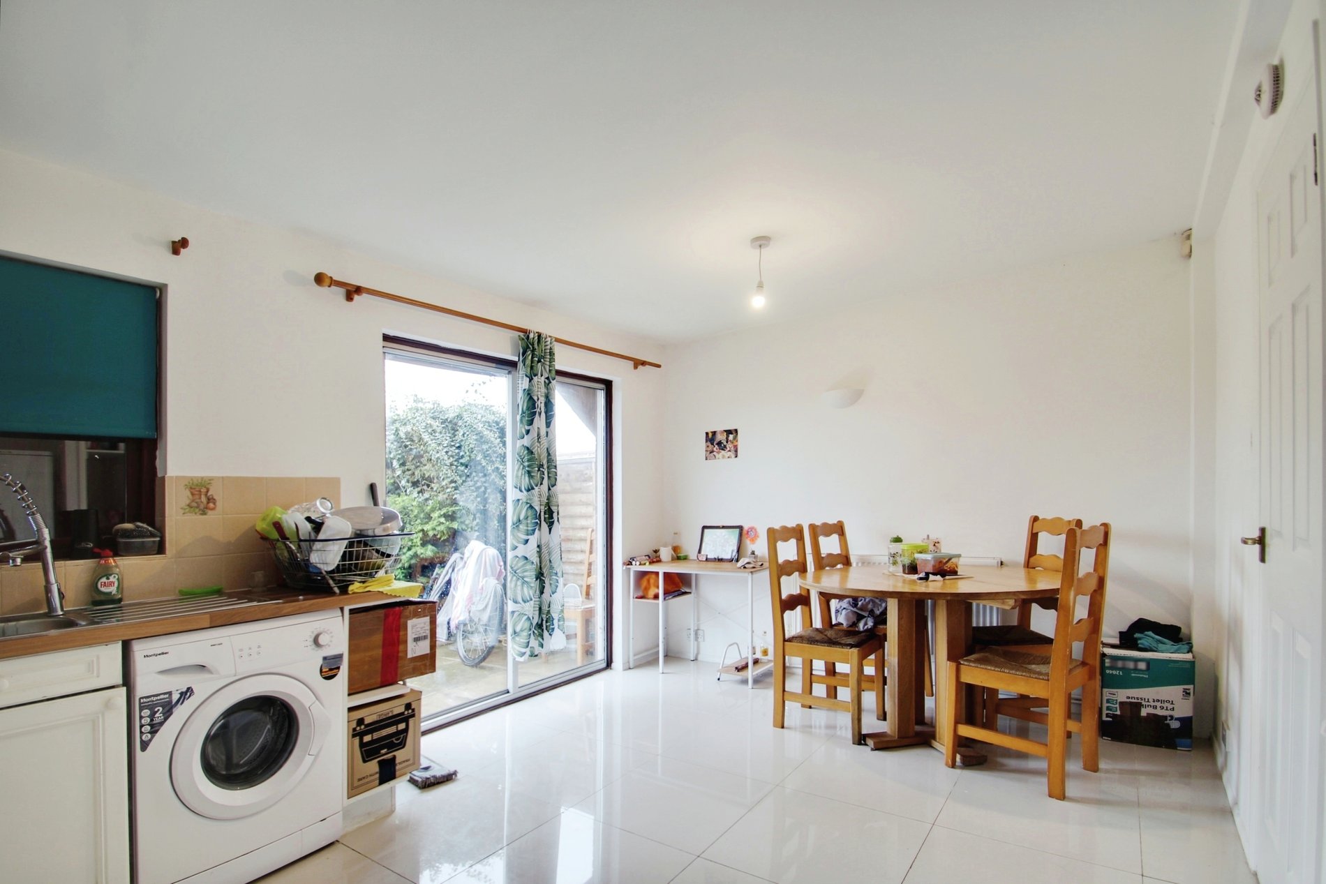 3 bed semi-detached house to rent in Holly Gardens, West Drayton  - Property Image 3