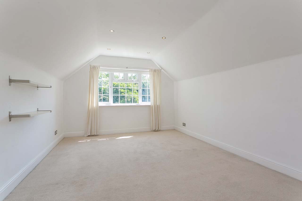 4 bed detached house for sale in Cherry Garden Lane, Maidenhead  - Property Image 19