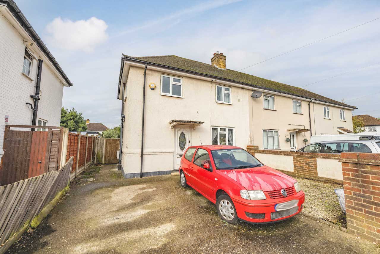 3 bed semi-detached house for sale in Kings Road, West Drayton  - Property Image 2