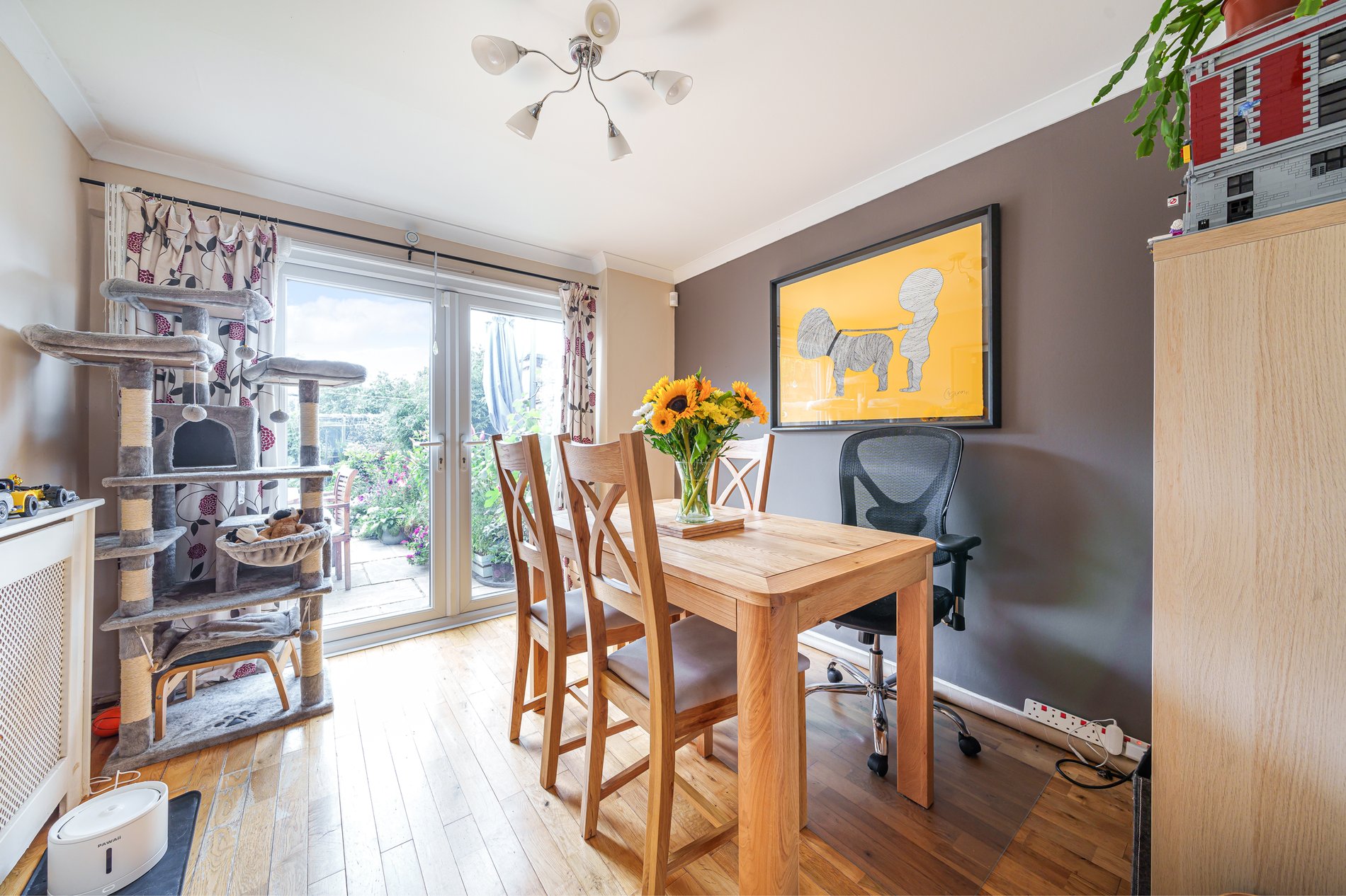 3 bed terraced house for sale in Stonecroft Avenue, Iver  - Property Image 3