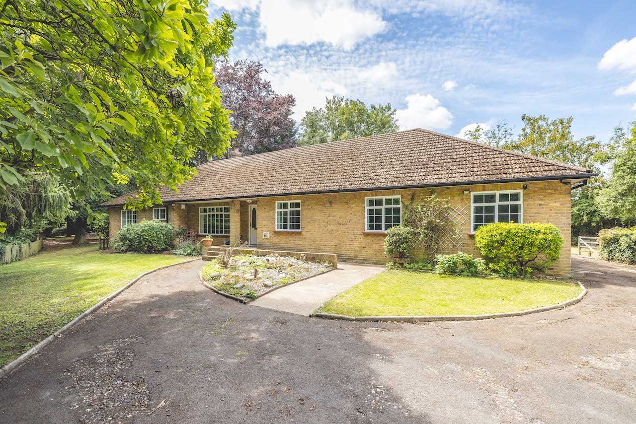 4 bed bungalow for sale in Bells Lane, Horton  - Property Image 28