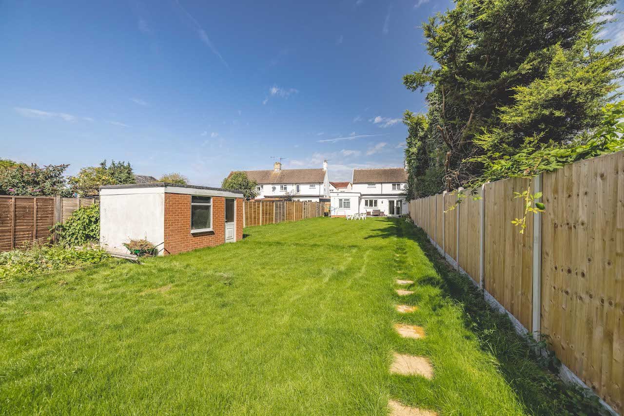 4 bed semi-detached house for sale in Orchardville, Burnham  - Property Image 3