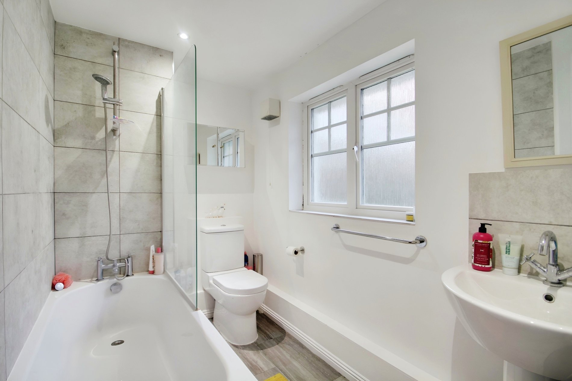 2 bed flat to rent in Colham Road, Uxbridge  - Property Image 7