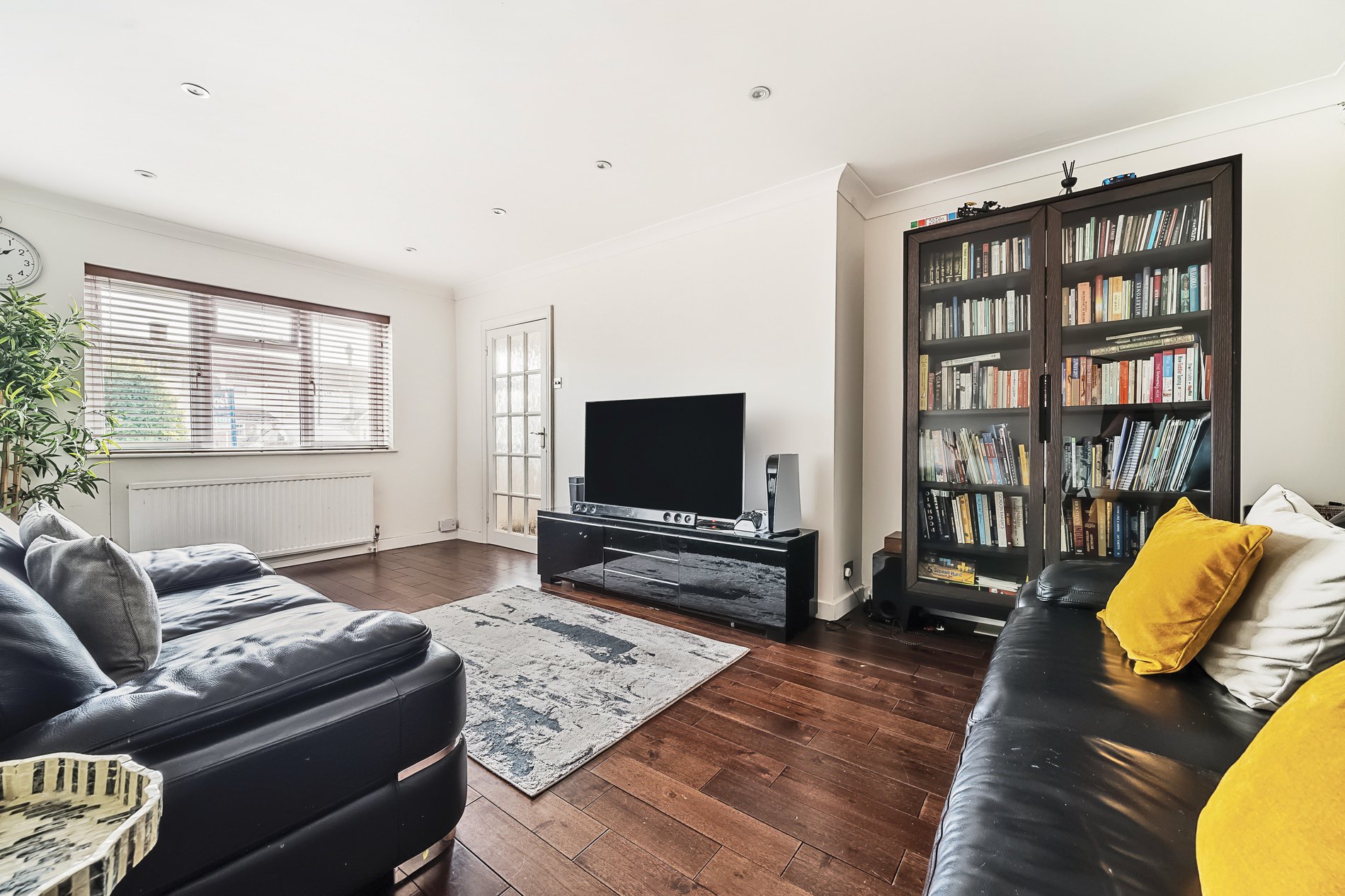 3 bed terraced house for sale in Berryfield, Slough  - Property Image 2