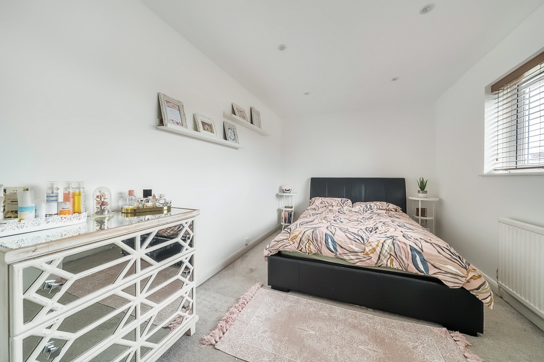 3 bed terraced house for sale in Berryfield, Slough  - Property Image 14