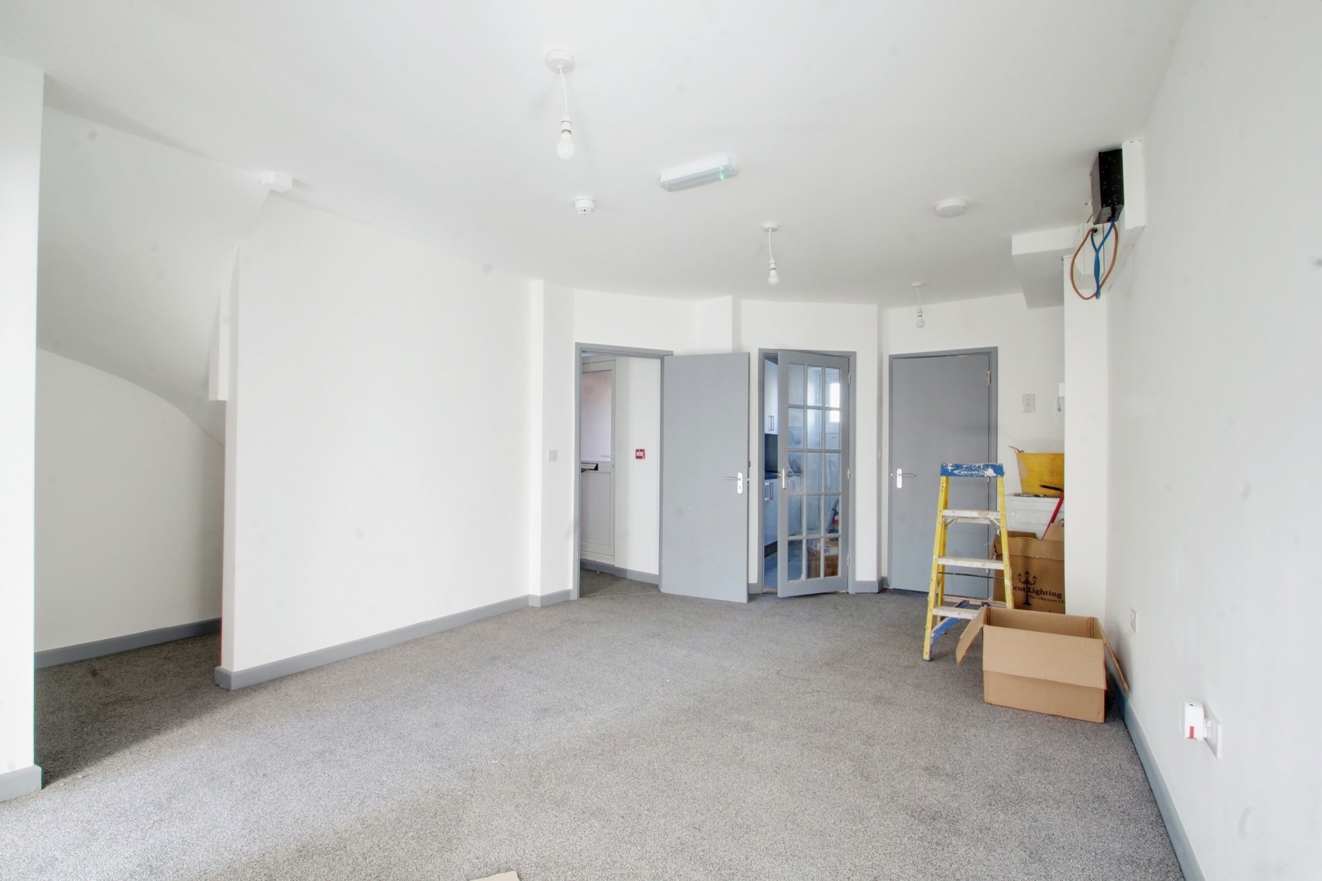 2 bed flat to rent in Uxbridge Road, Hayes  - Property Image 3