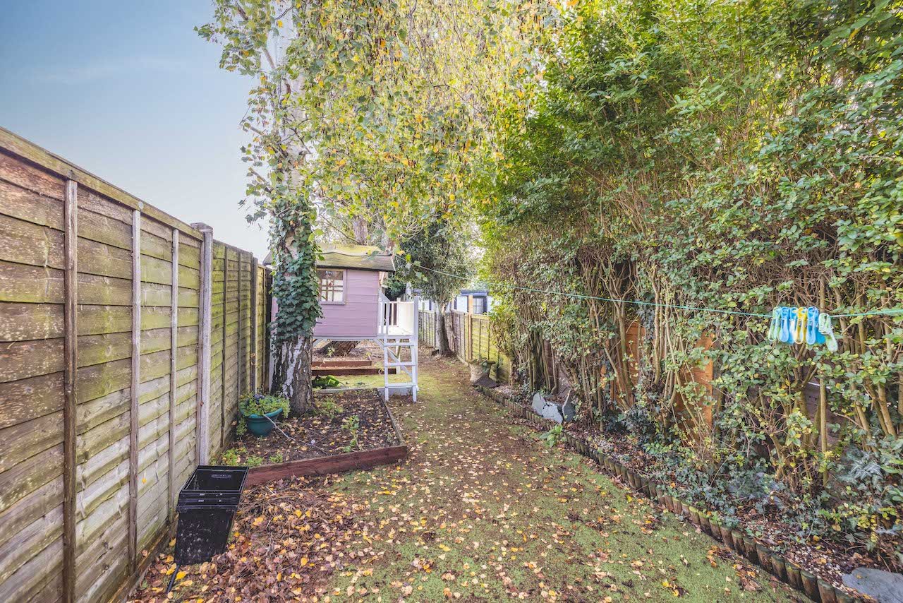 2 bed end of terrace house for sale in Sutton Lane, Langley  - Property Image 11