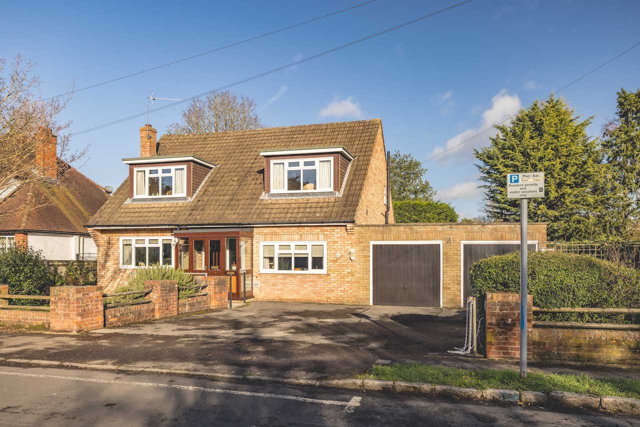 4 bed detached house for sale in Montagu Road, Datchet  - Property Image 1
