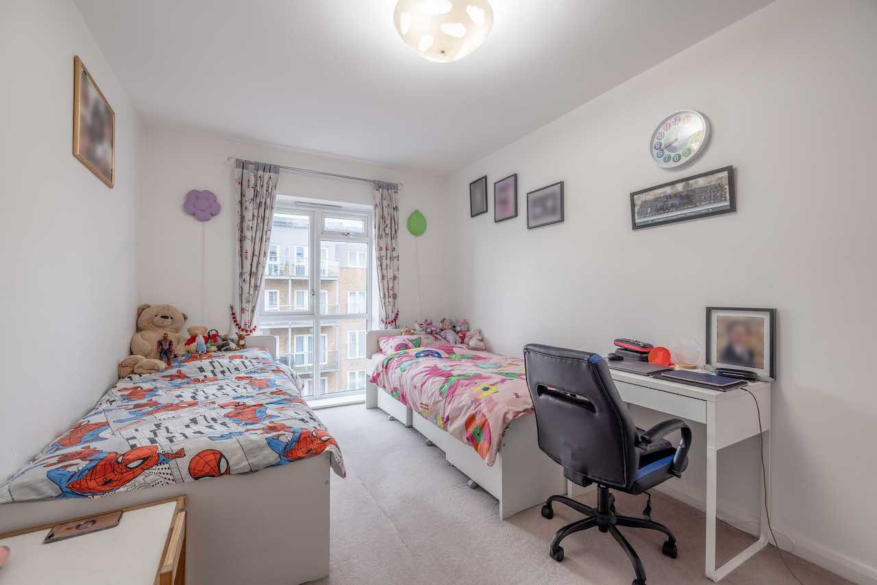 2 bed flat for sale in Pennyroyal Drive, West Drayton  - Property Image 8