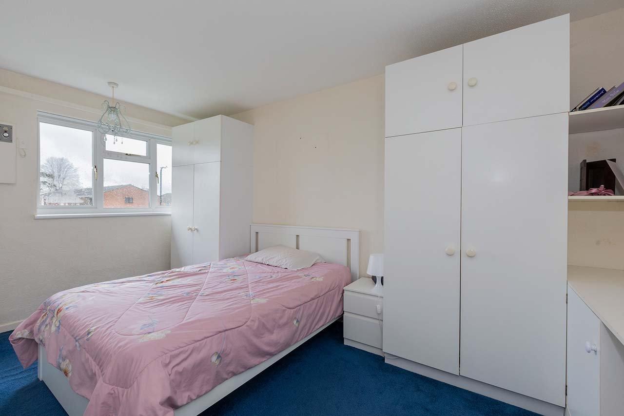 3 bed terraced house for sale in Grampian Way, Langley  - Property Image 6