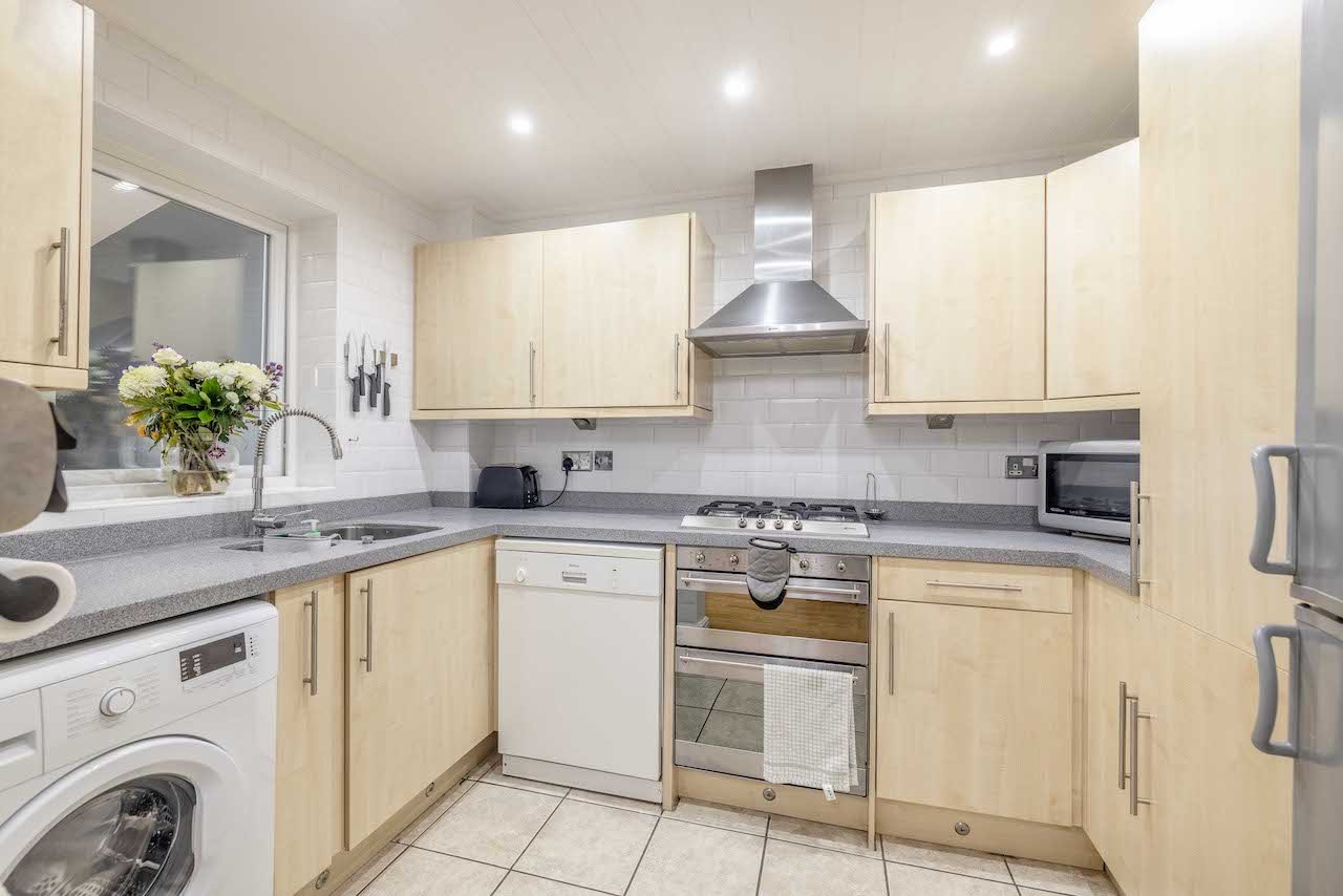 2 bed terraced house for sale in Wren Drive, West Drayton  - Property Image 11