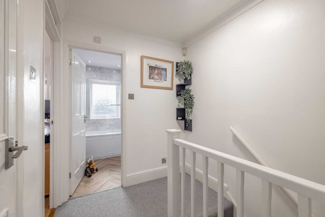 2 bed terraced house for sale in Wren Drive, West Drayton  - Property Image 12