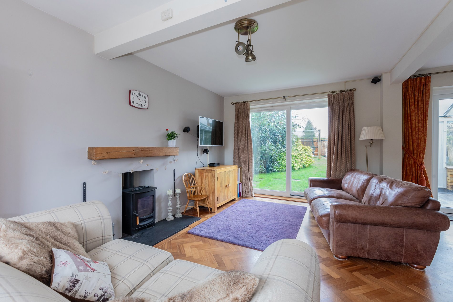 3 bed detached house for sale in Harvest Hill Road, Maidenhead  - Property Image 5