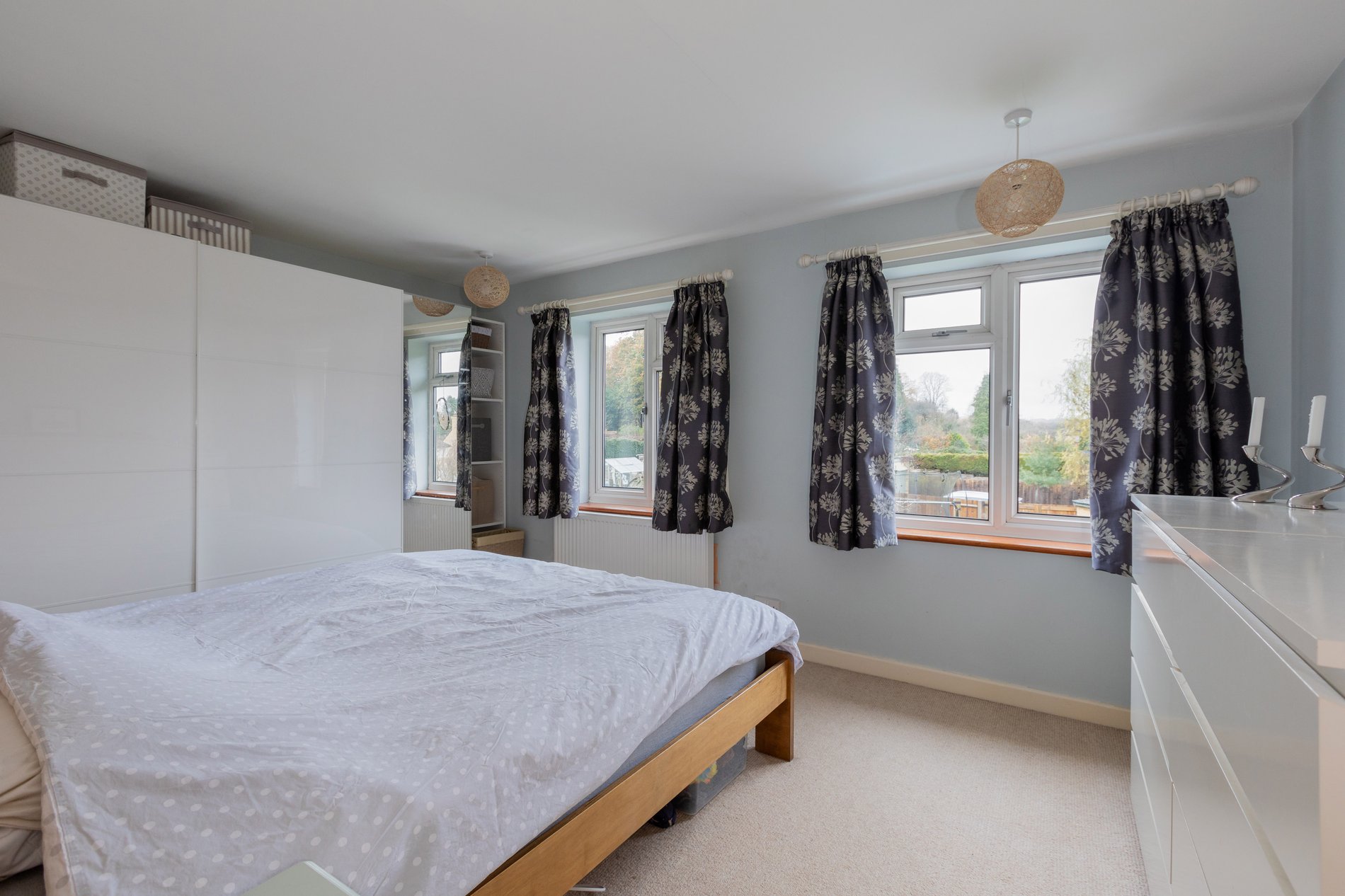 3 bed detached house for sale in Harvest Hill Road, Maidenhead  - Property Image 13