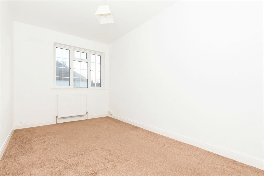 2 bed flat for sale in Buckfield Court, Richings Park  - Property Image 7