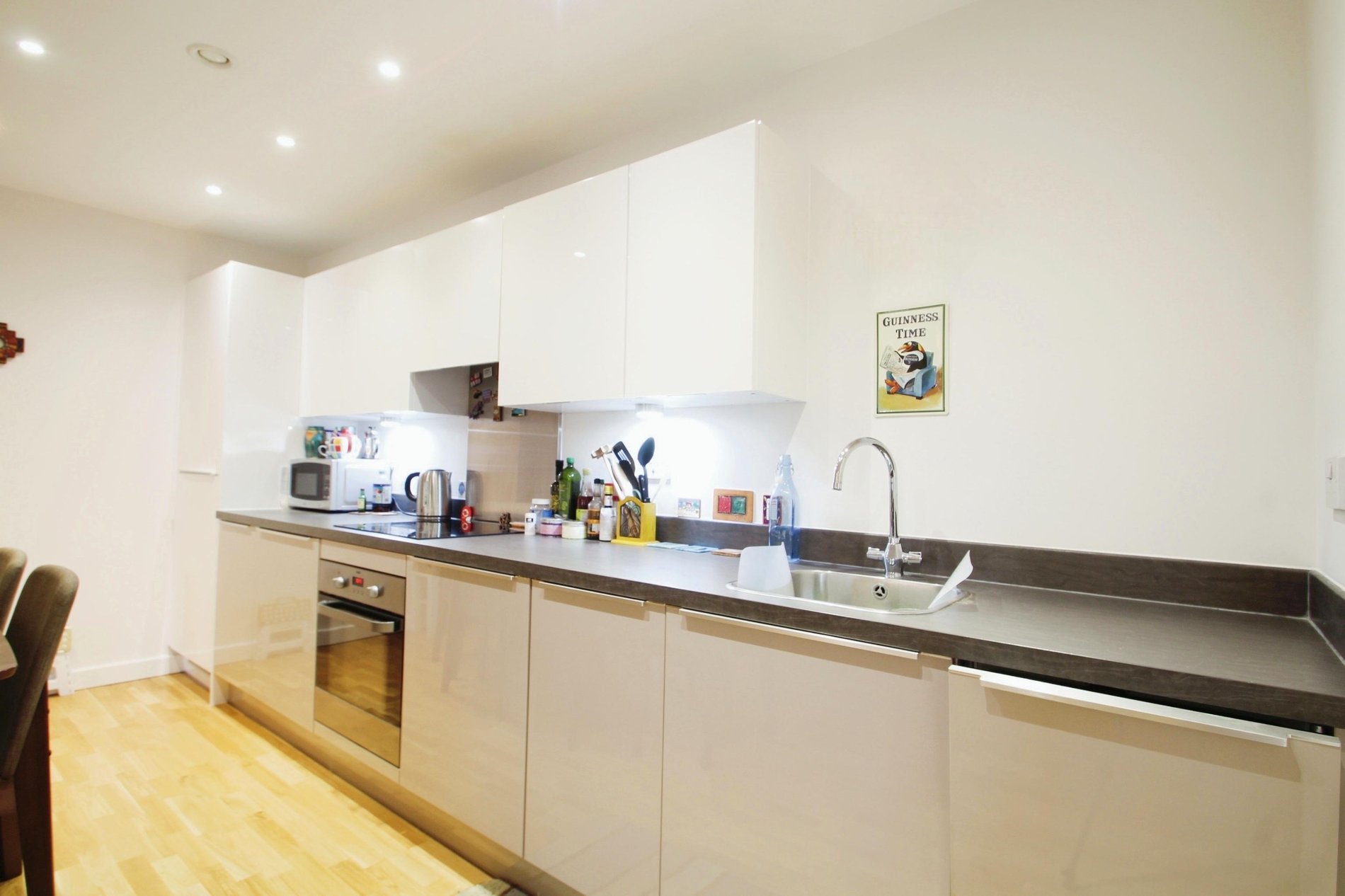 3 bed flat for sale in Wintergreen Boulevard, West Drayton  - Property Image 4