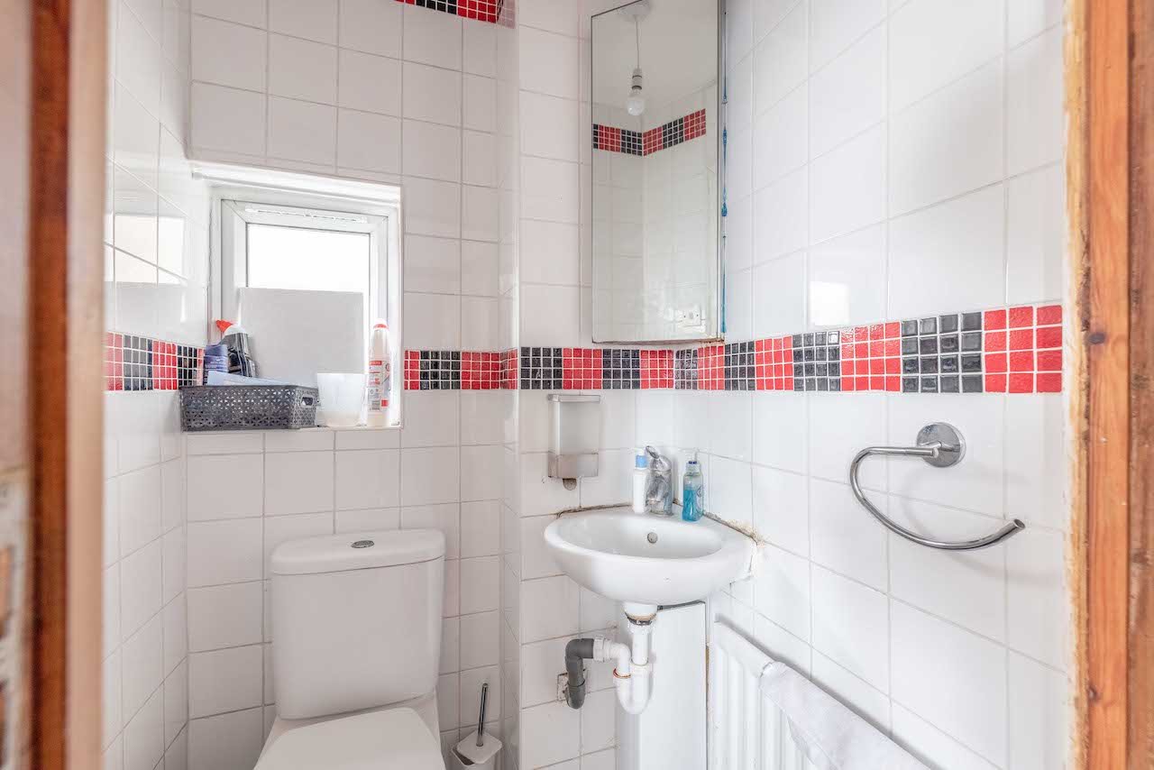 3 bed semi-detached house for sale in Thornton Avenue, West Drayton  - Property Image 13