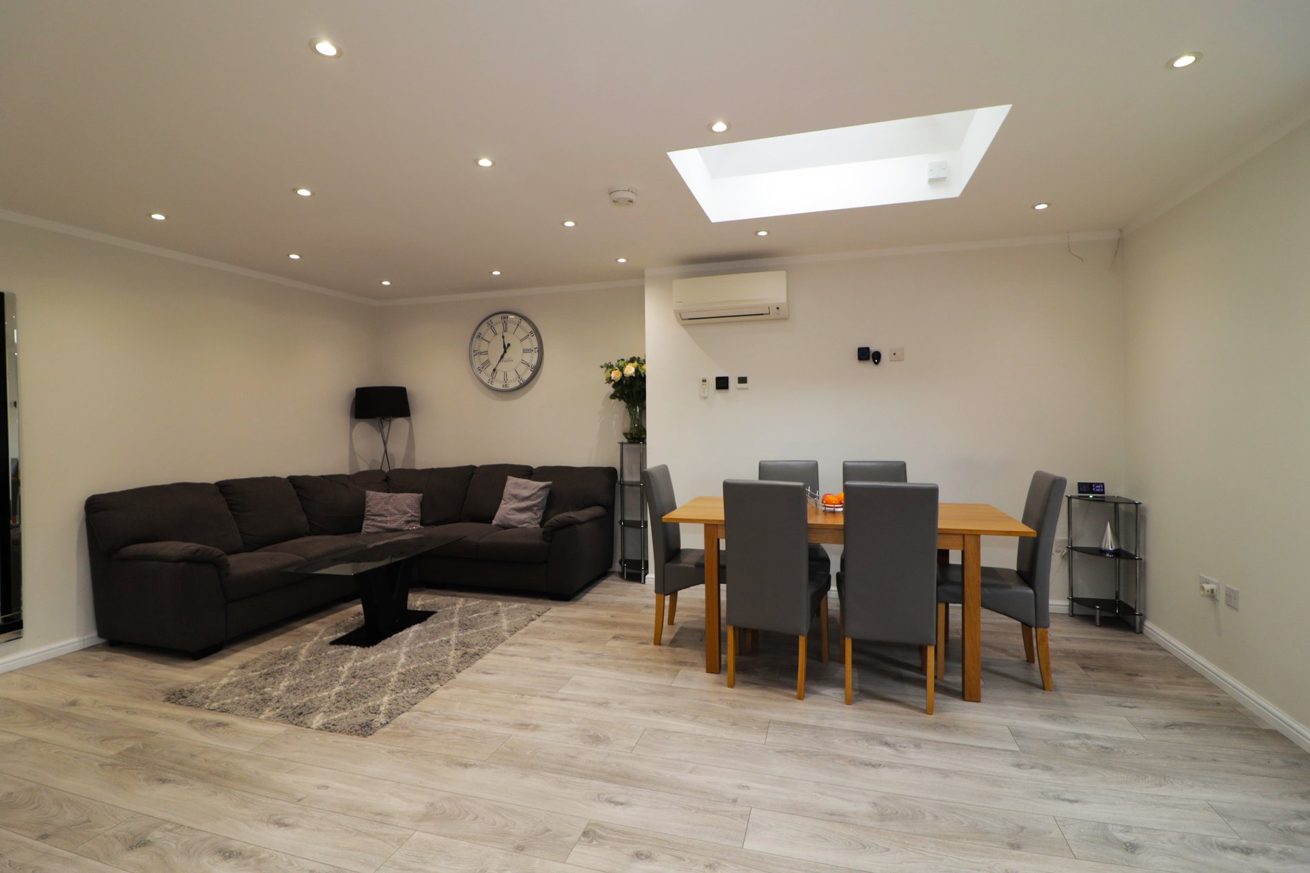 4 bed end of terrace house for sale in Acacia Avenue, West Drayton  - Property Image 8