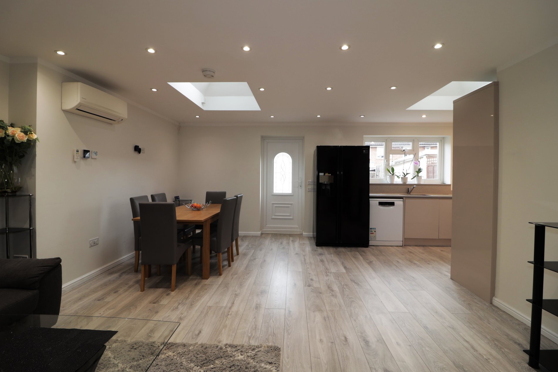 4 bed end of terrace house for sale in Acacia Avenue, West Drayton  - Property Image 9