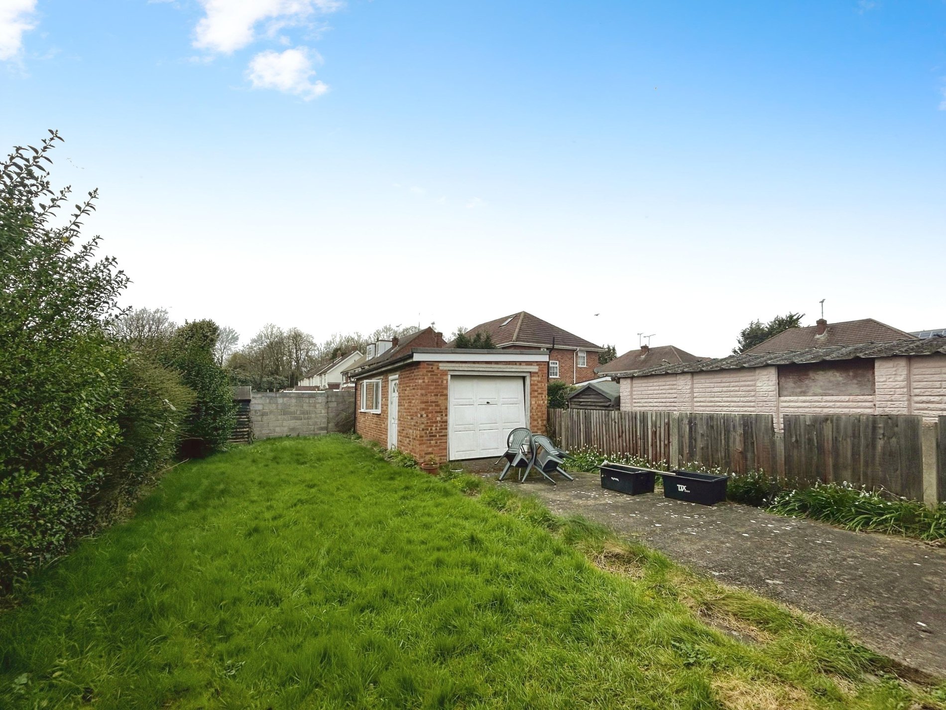 3 bed semi-detached house to rent in Cherry Avenue, Langley  - Property Image 10