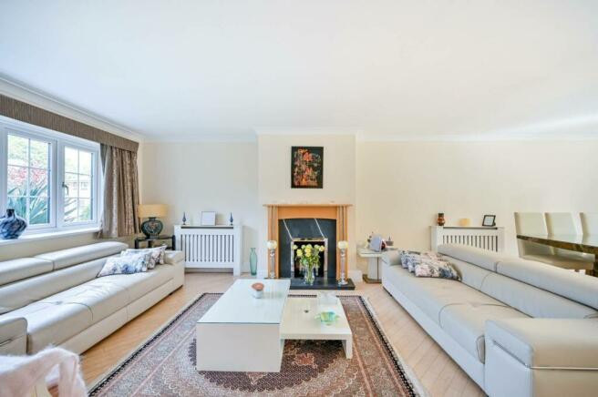 4 bed detached house for sale in Bray Court, Maidenhead  - Property Image 3