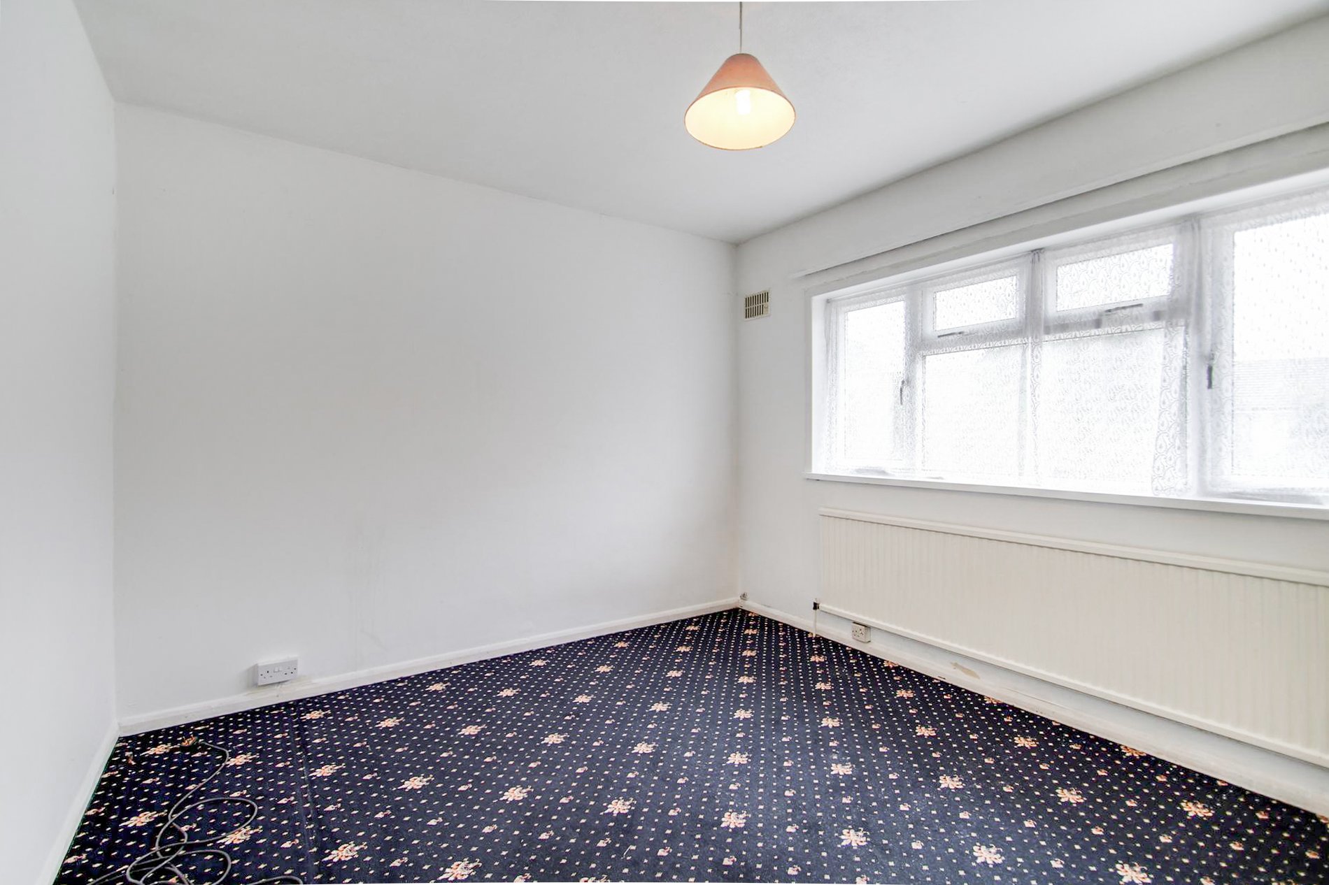 3 bed semi-detached house for sale in Mulberry Crescent, West Drayton  - Property Image 10