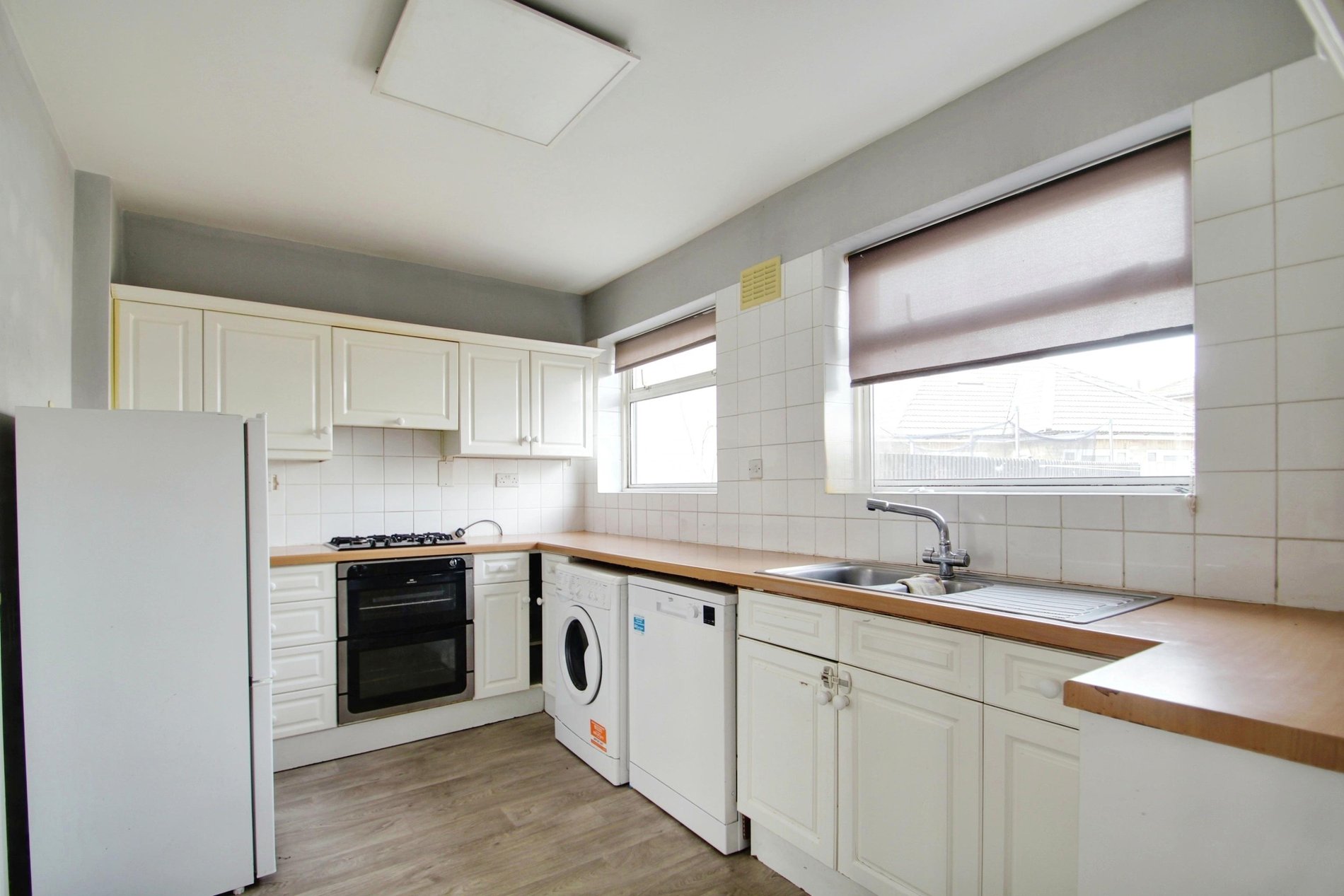 3 bed terraced house to rent in Whitethorn Avenue, West Drayton  - Property Image 15