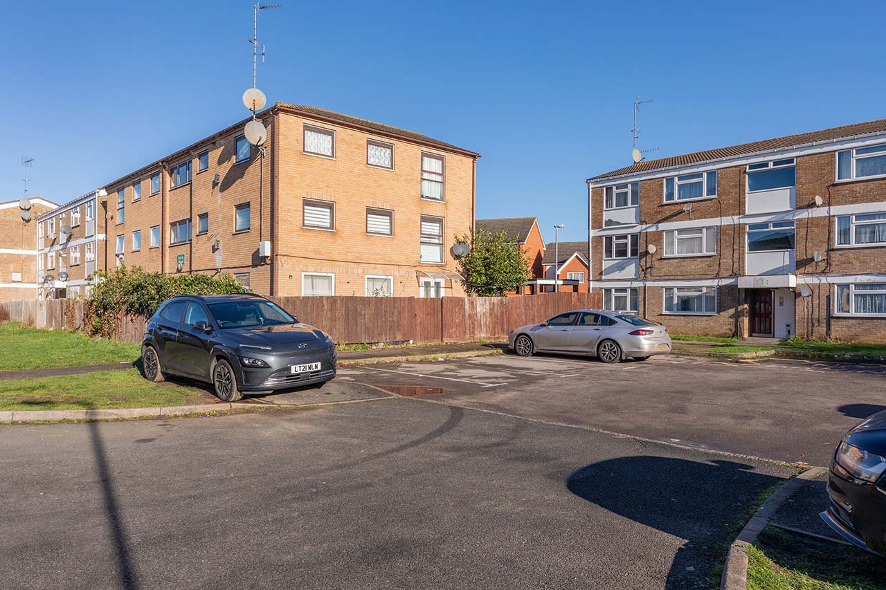 2 bed flat for sale in Eden Close, Langley  - Property Image 10