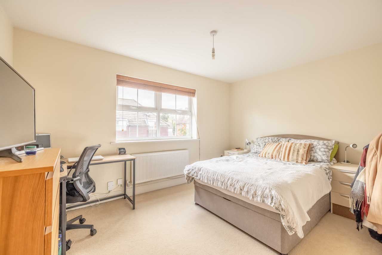 4 bed town house for sale in Benjamin Lane, Wexham  - Property Image 5