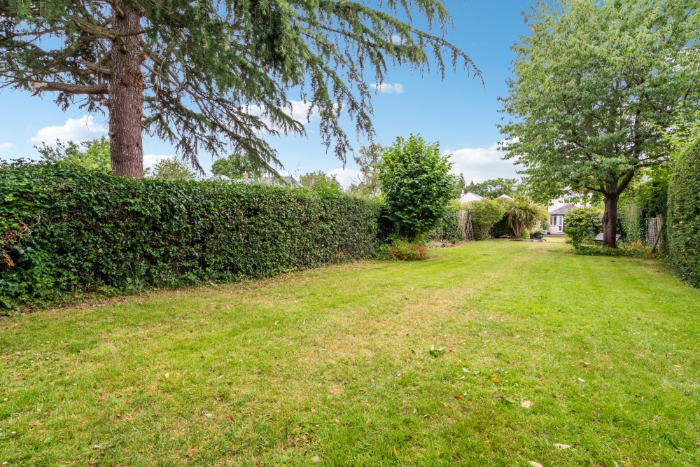 3 bed detached house for sale in One Pin Lane, Farnham Common  - Property Image 17