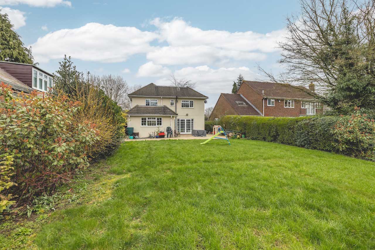 4 bed detached house for sale in Horton Road, Datchet  - Property Image 19