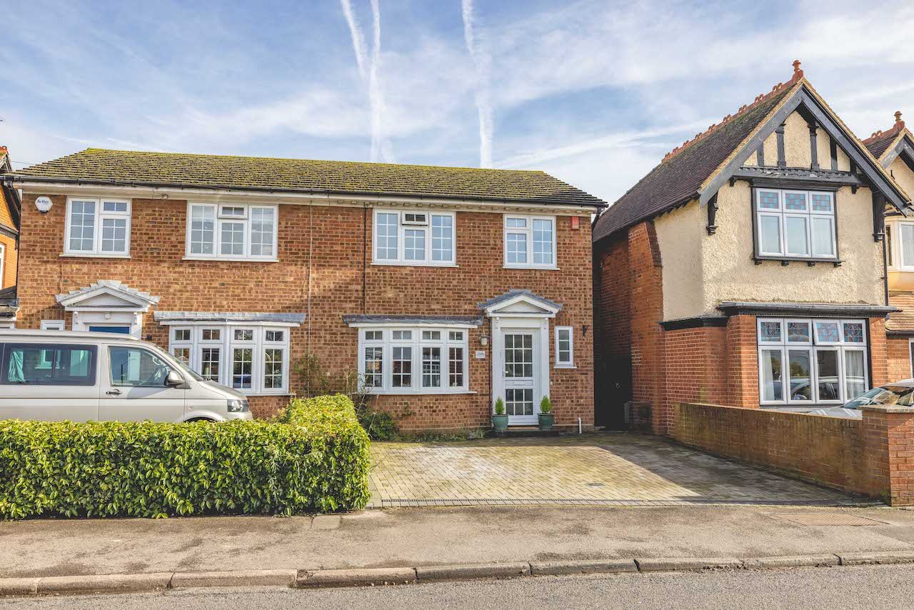 3 bed semi-detached house for sale in Courthouse Road, Maidenhead  - Property Image 21