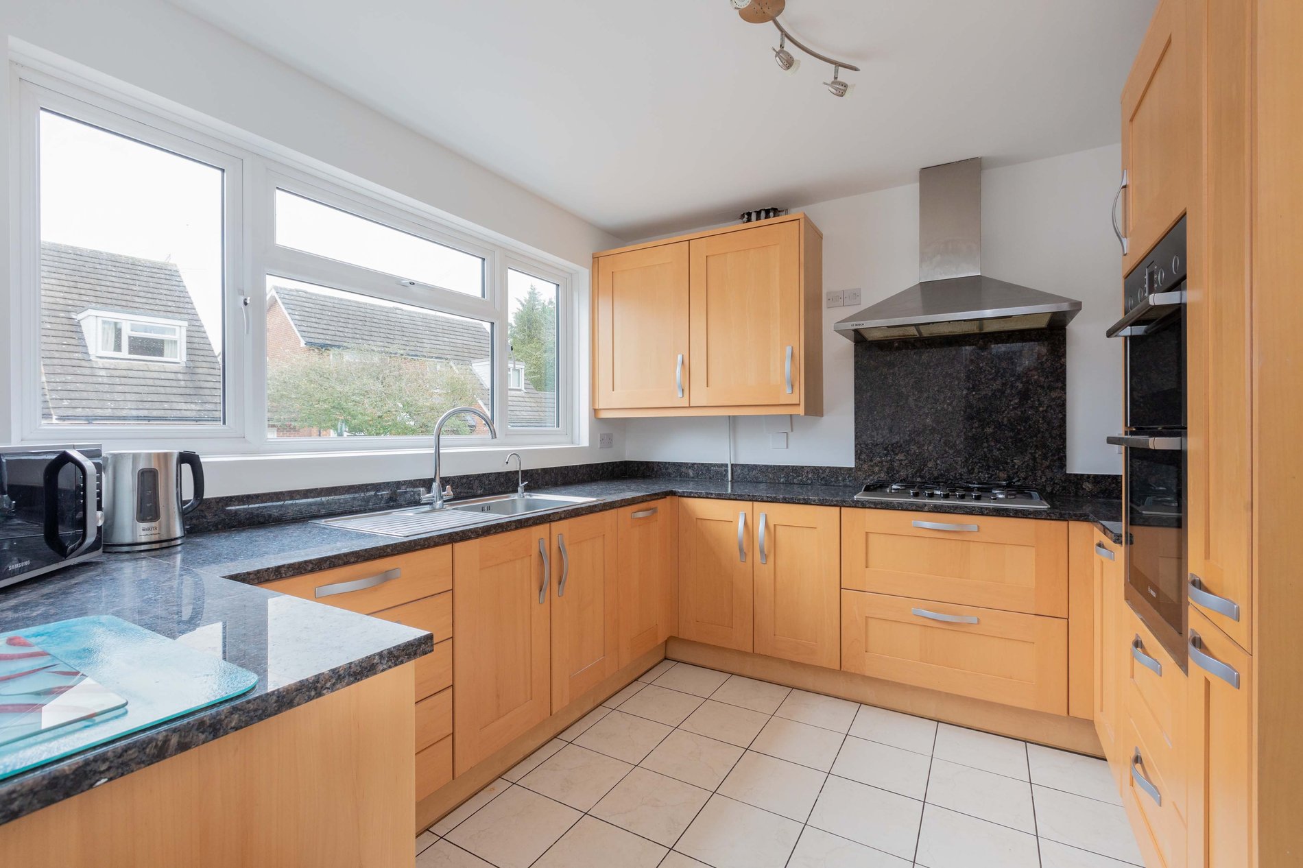 4 bed detached house for sale in Challow Court, Maidenhead  - Property Image 3