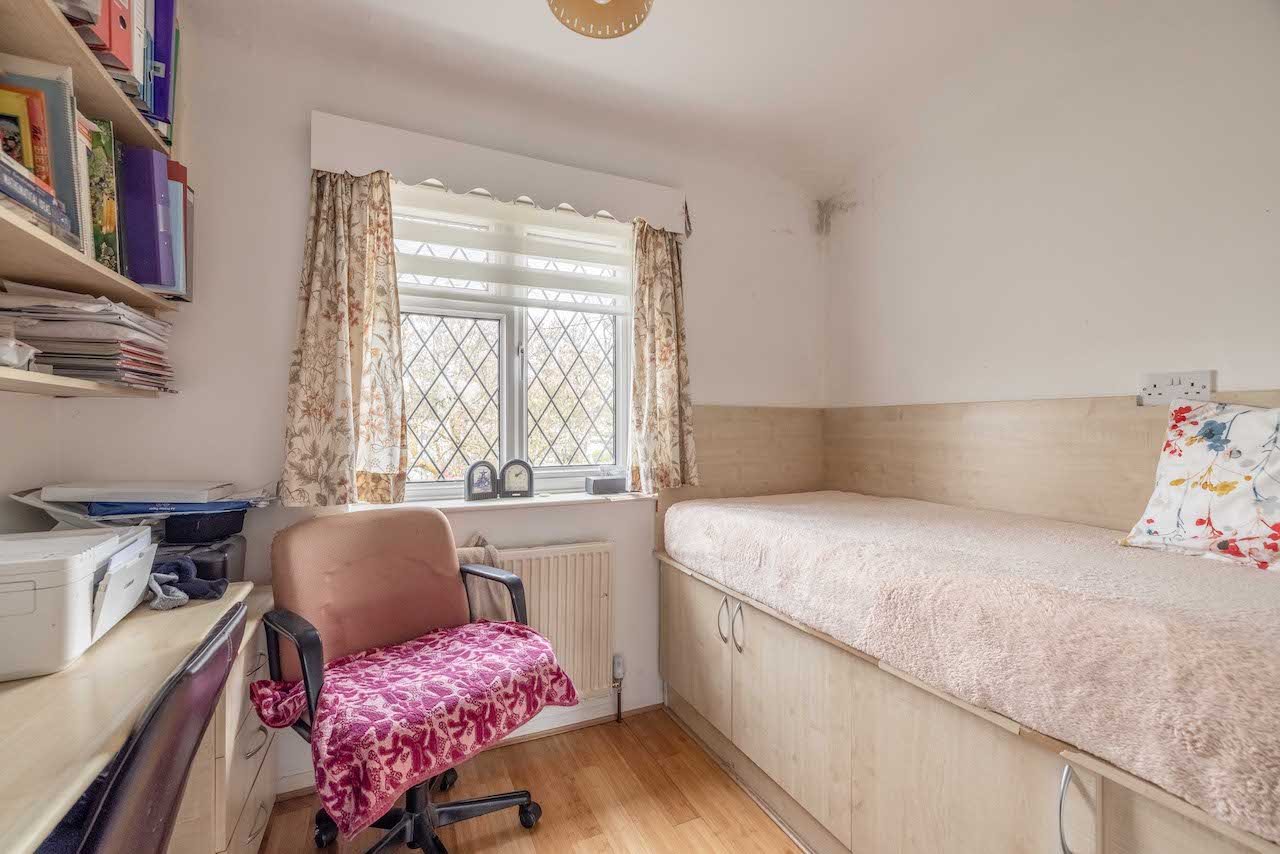4 bed detached house for sale in Northwood Road, Uxbridge  - Property Image 6