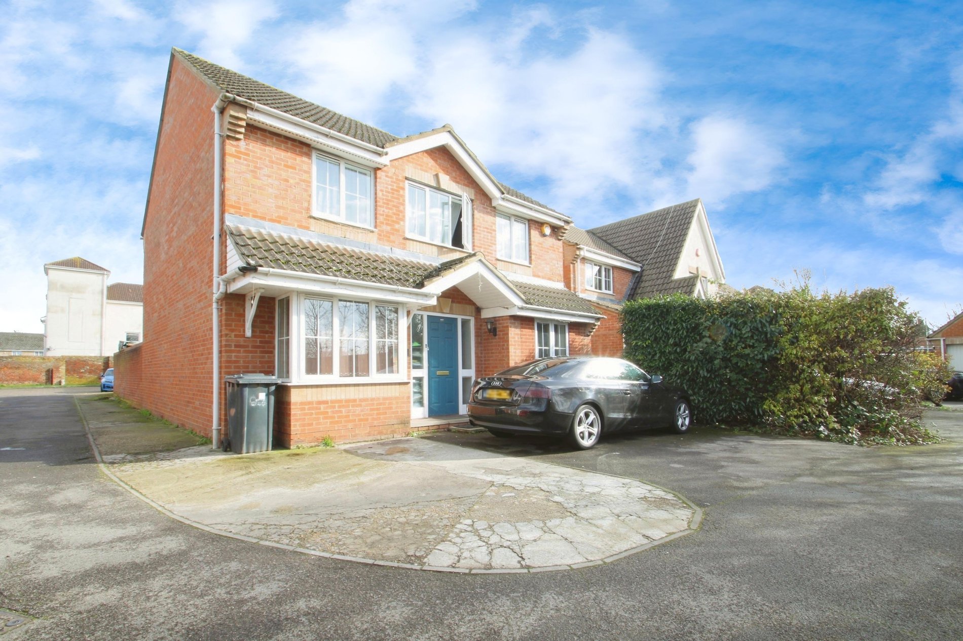 5 bed detached house to rent in Glasshouse Close, Uxbridge  - Property Image 17