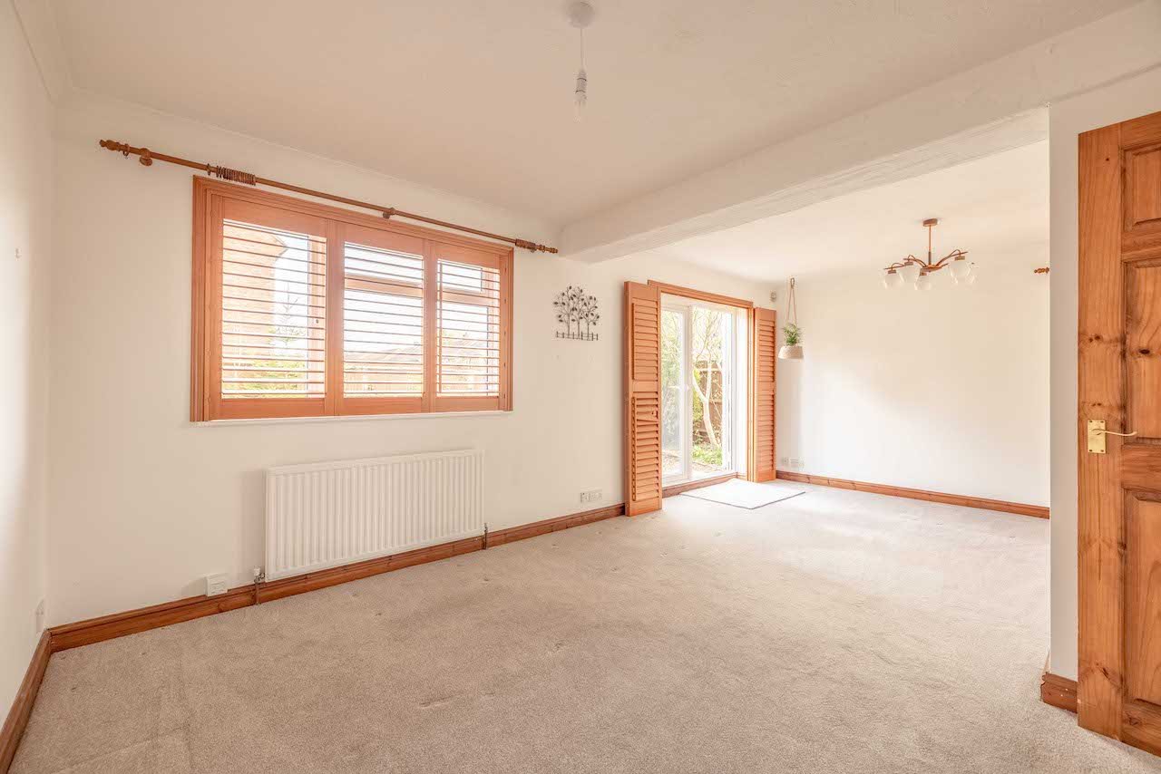 3 bed detached house for sale in Spencer Road, Langley  - Property Image 3