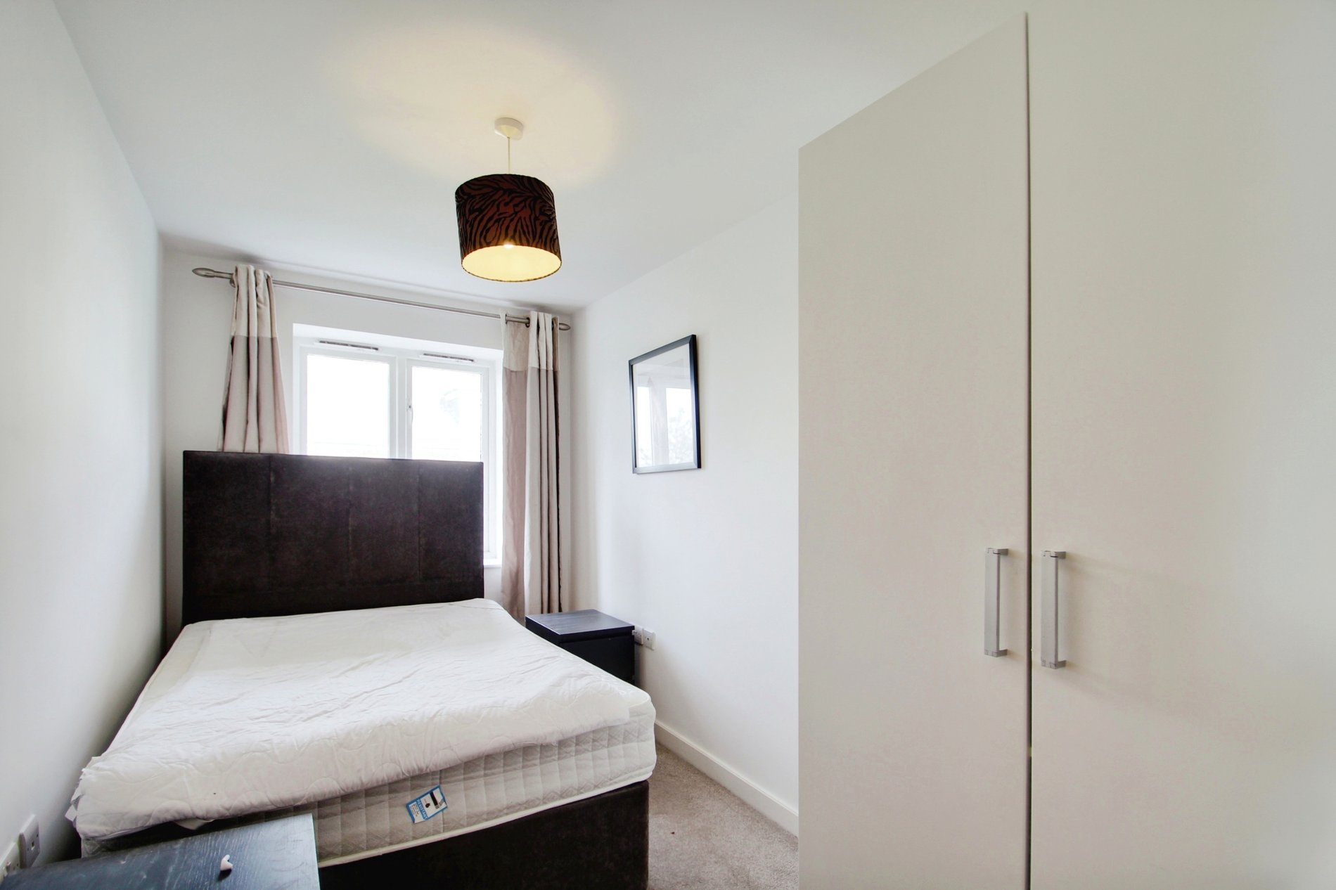 2 bed flat to rent in Park Lodge Avenue, West Drayton  - Property Image 6