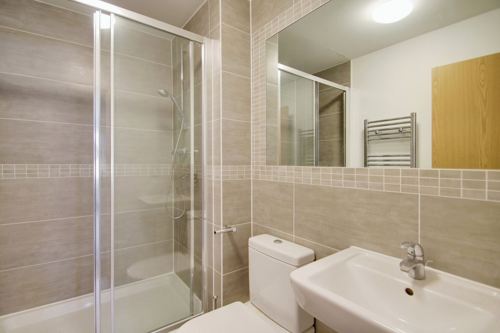 2 bed flat to rent in Park Lodge Avenue, West Drayton  - Property Image 9