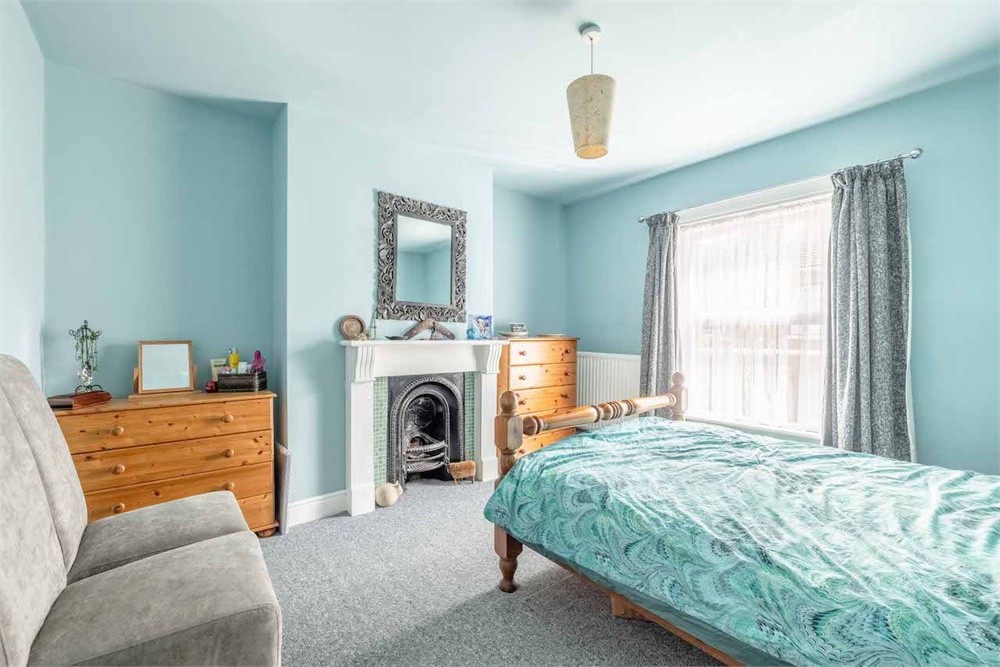 3 bed terraced house for sale in Alpha Street South, Slough  - Property Image 3