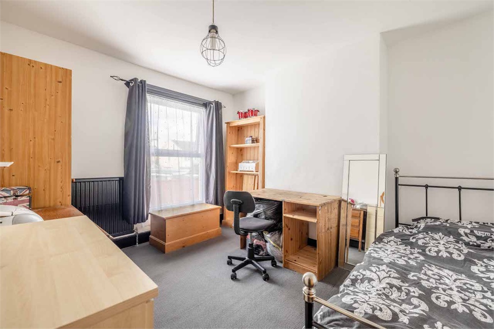 3 bed terraced house for sale in Alpha Street South, Slough  - Property Image 11