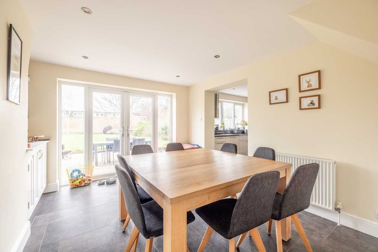 6 bed detached house for sale in Lower Mead, Iver Heath  - Property Image 4