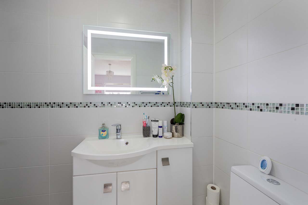 3 bed end of terrace house for sale in Bessemer Close, Langley  - Property Image 5