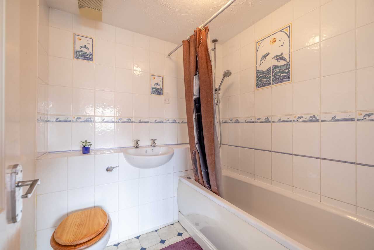3 bed terraced house for sale in Coalmans Way, Burnham  - Property Image 10