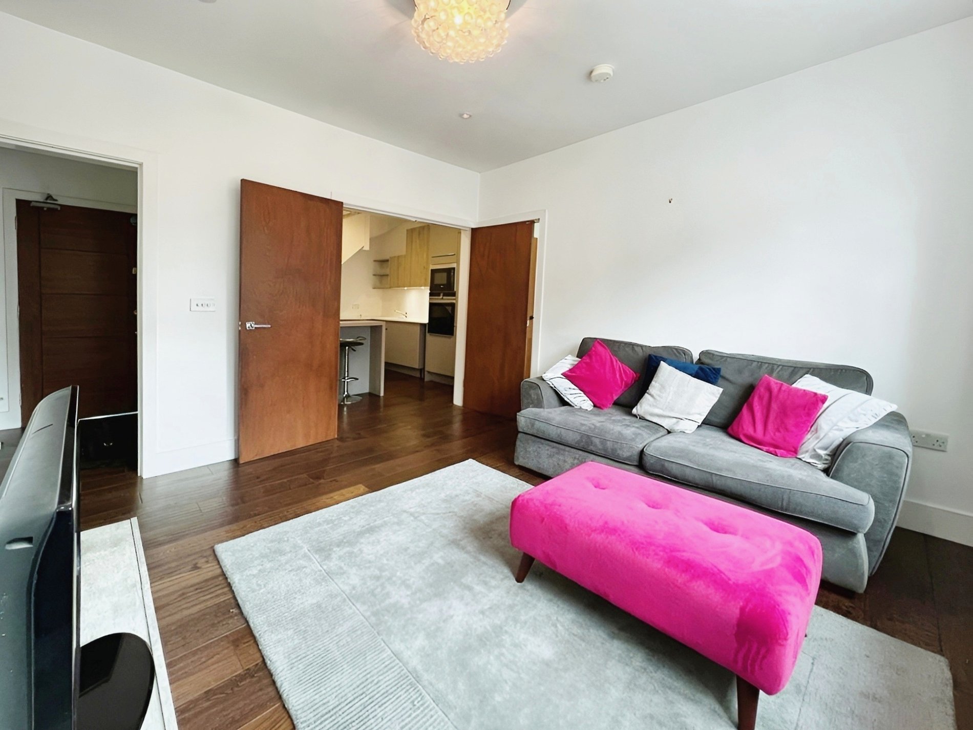 1 bed flat for sale in Station Road, Gerrards Cross  - Property Image 5